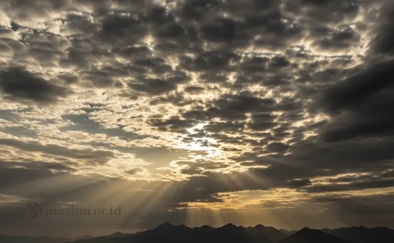 God swears by the Angels